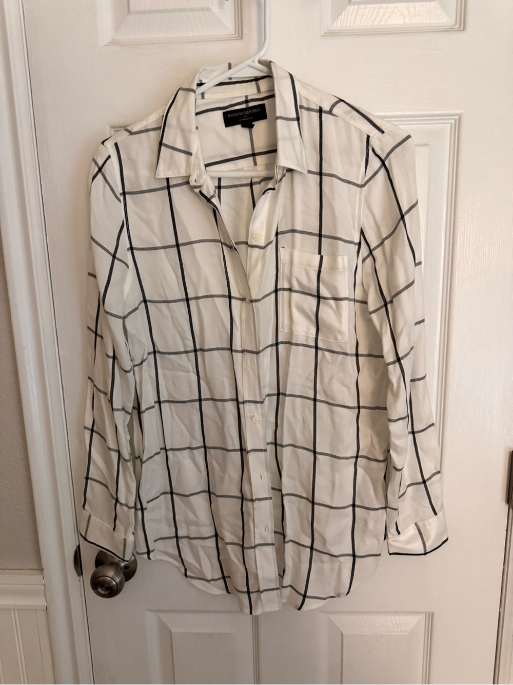 Banana Republic White Button-Down Windowpane Shirt